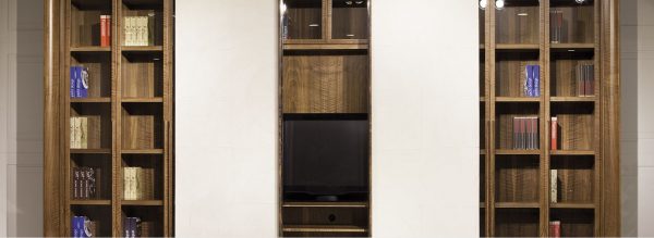 GIANT WALL UNIT | MOBI